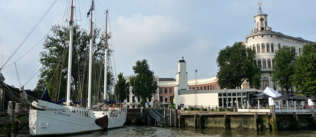 Veerhaven in het Scheepvaartkwartier Rotterdam