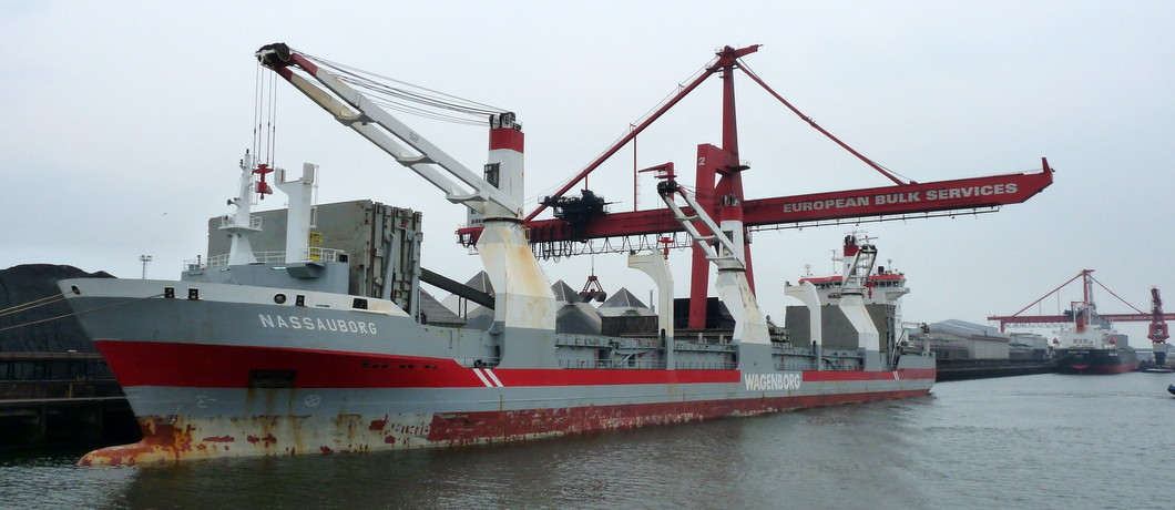 Kranen in de Rotterdamse haven