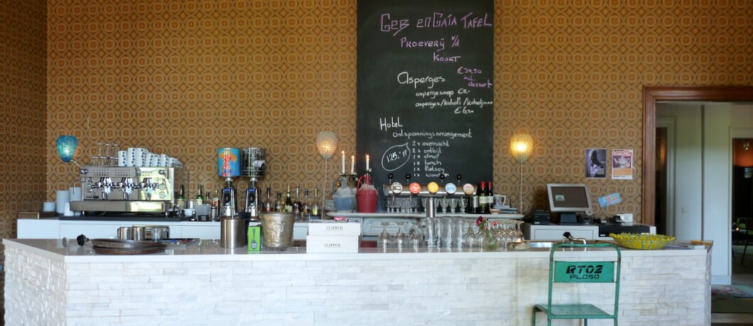 Bar bij hotel Gaia bij Nieuw Rande (foto: Davides.nl)