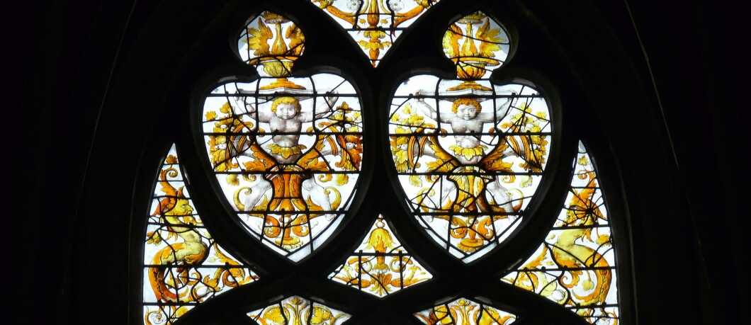 Glas-in-loodramen in de Prinsenkapel