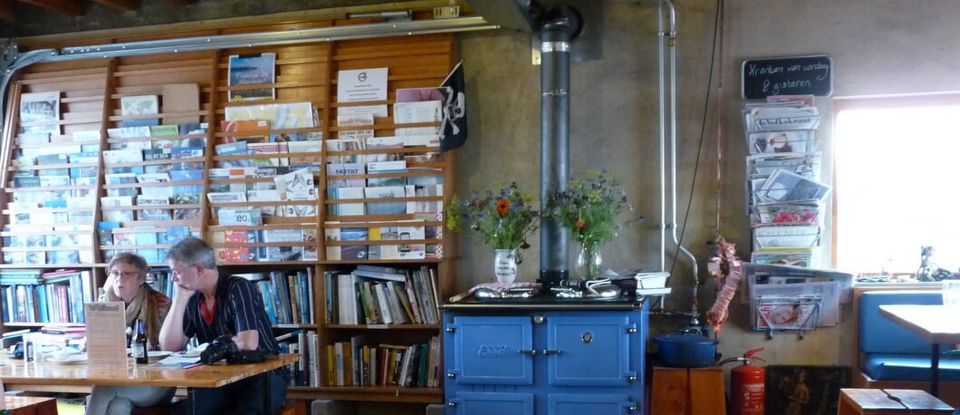 Binnen bij restaurant 't Ailand