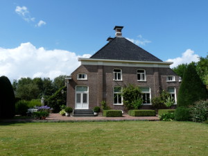 vooraanzicht B&B Nieuw-Midhuizen