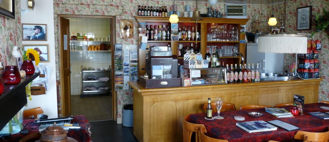 Perzische kleedjes in bruin café 't Zielhoes