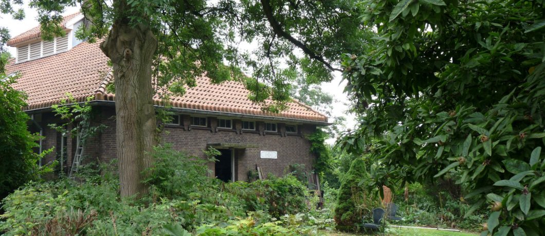 Woonhuis annex atelier op het Quarantaineterrein woonhuis