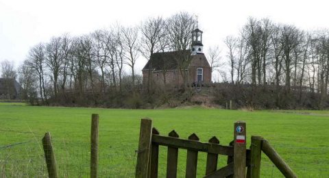 Van Dokkum naar Holwerd over een historisch wandelpad