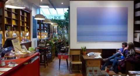 The Hague Bookstor: koffie, kunst en fietsverhuur op Noordeinde 39