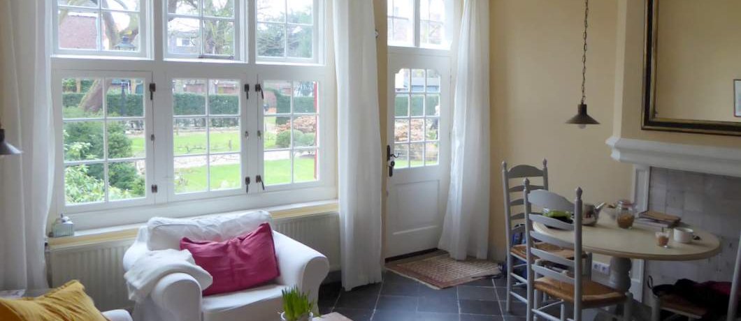 Uitzicht vanuit Cornelia's Tuinhuis richting de Tuin