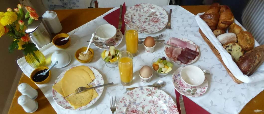 Biologisch uitgebreid ontbijt bij Pastorie Marie op Texel
