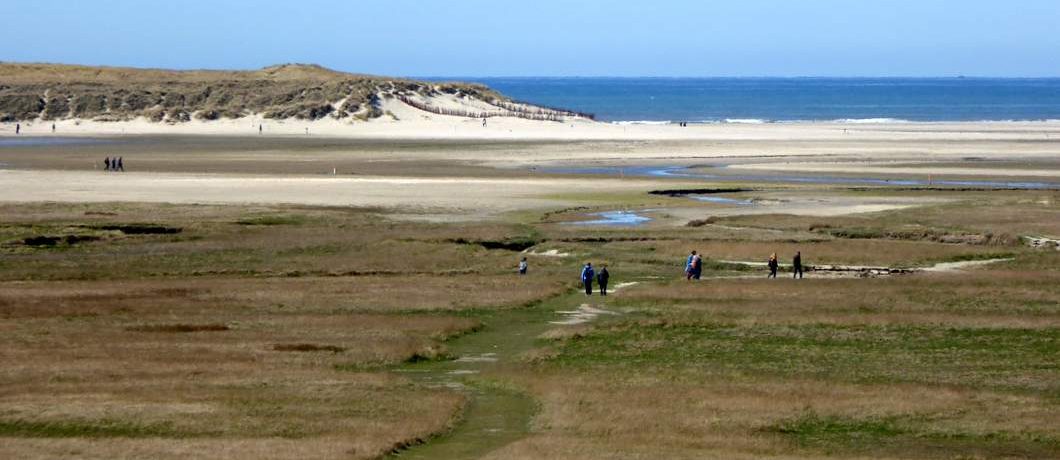 De Slufter gezien vanaf het duin tijdens fietsen op Texel