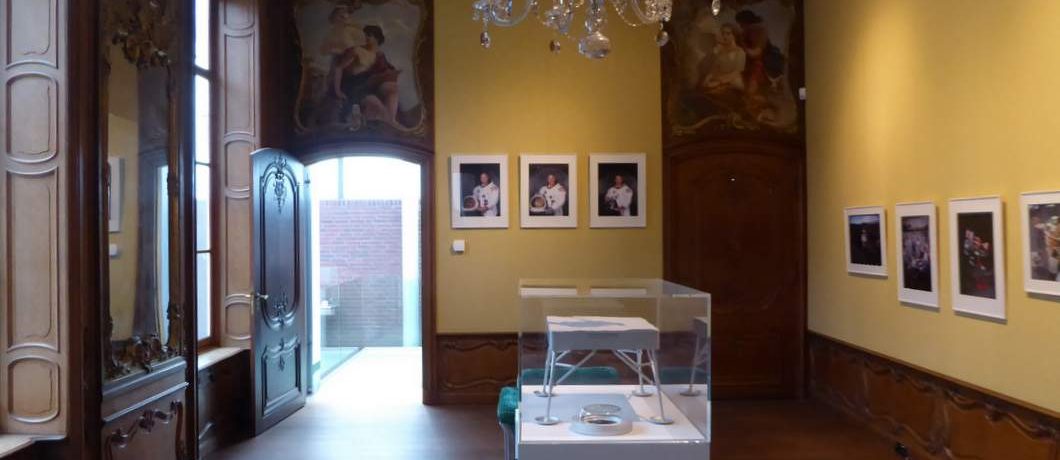 Stijlkamer met foto's van astronauten