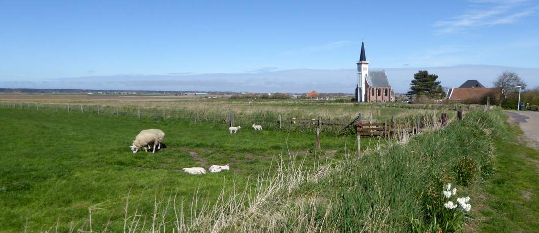 De kerk van Den Hoorn in de velden