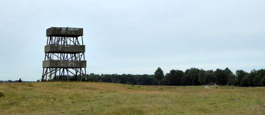 Uitkijktoren op het Aekingerzand