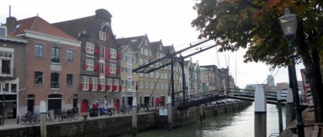 Een van de historische grachten van Dordrecht