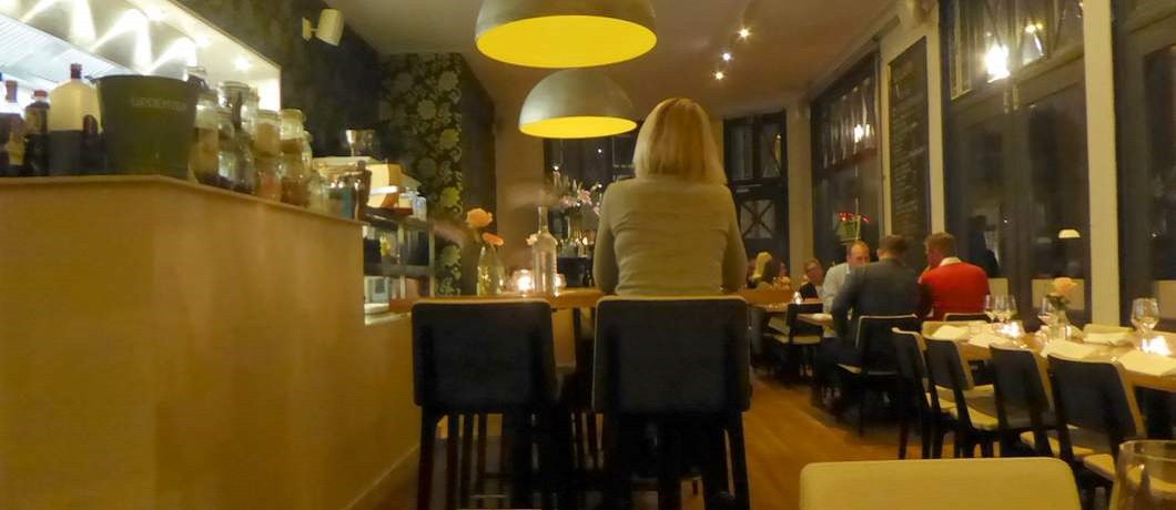 Moderne en Franse invloeden bij restaurant Voilà in Groningen