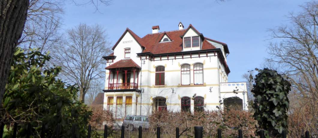 Landhuis onderweg tijdens het wandelen rond Hattem.