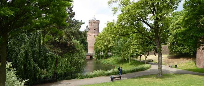 Kruittoren in het Kronenbrugerpark.