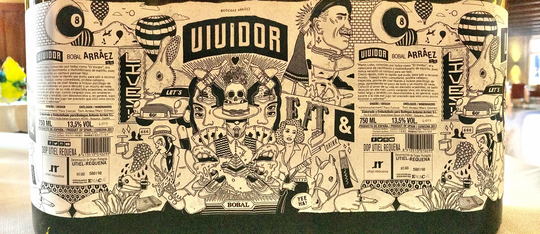 Prachtig wijnetiket met striptekening erop bij restaurant Vandeijck