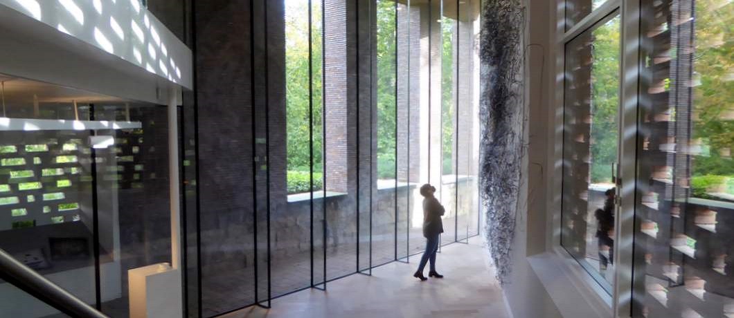 wandsculptuur-kim-habers-lam-art-museum-davides