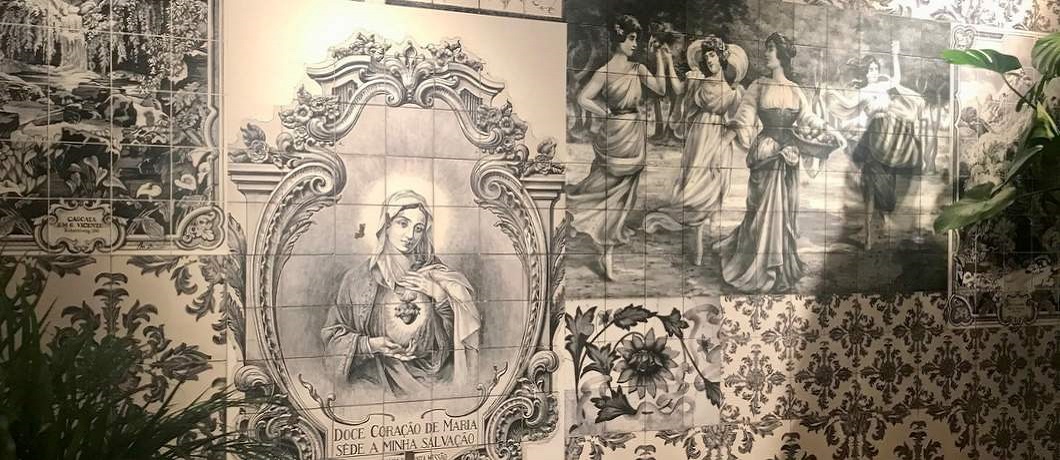 Portugese tegeltableaus in hotel De Heerlyckheid in de Achterhoek