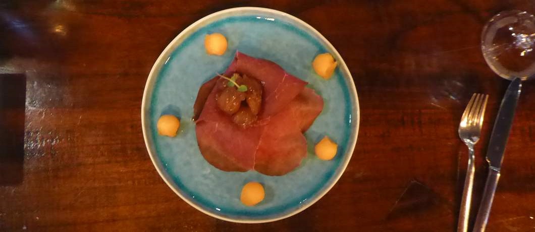 Nagelhout met meloen en portuitjes bij restaurant de Oude Apotheek