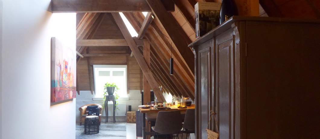 Balken tot in de nok van het Stadslogement Harderwijk