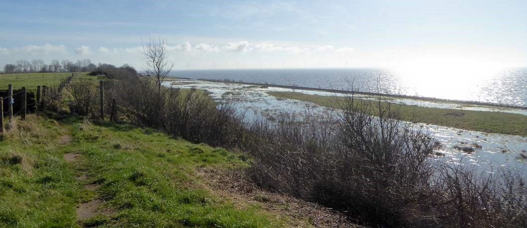 Uitzicht vanaf het Oudemirdumerklif tijdens het fietsen langs de kliffen van Gaasterland