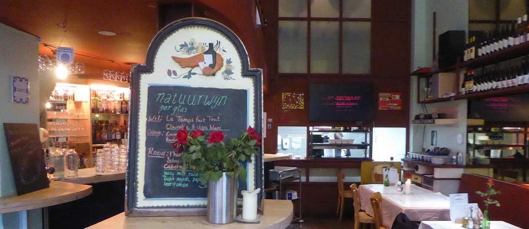 Natuurwijn is er ook bij Café Marseille